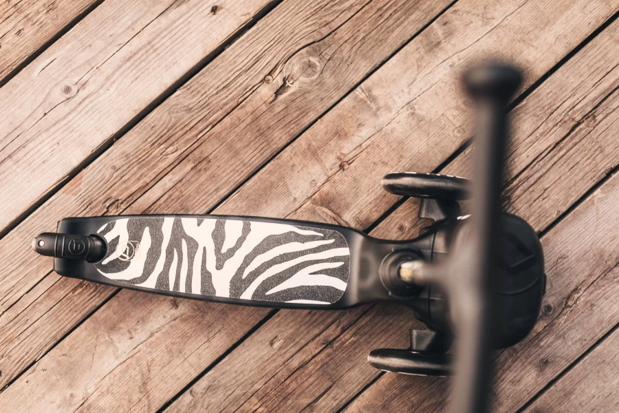 Scoot And Ride Zebra Highwaykick 2 Step SR-96523 6 Scoot And Ride Zebra Highwaykick 2 Step SR-96523 - Afbeelding 6