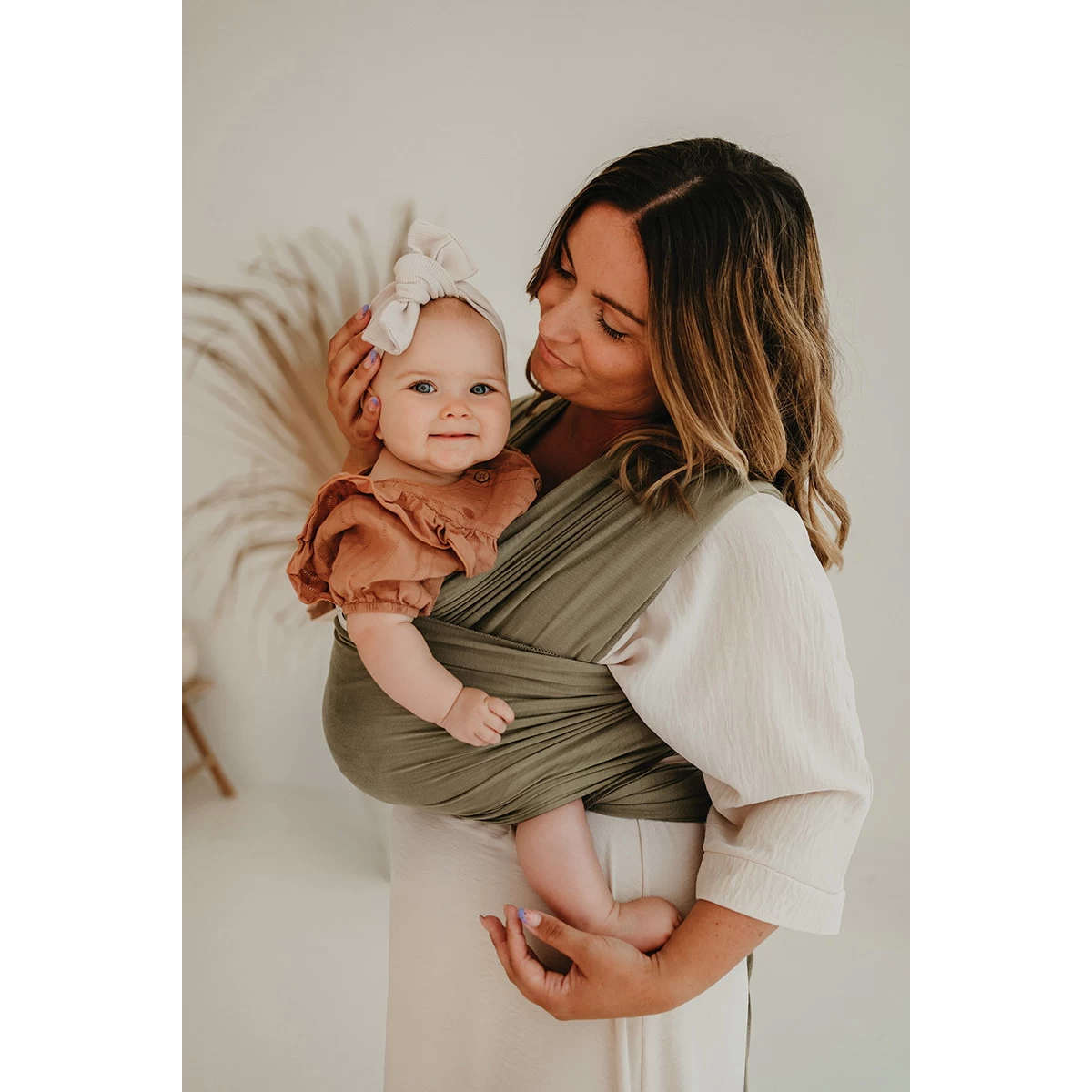 Babylonia Tricot-Slen Bamboo Khaki Green Draagdoek BDDTSB_1_707 3 Babylonia Tricot-Slen Bamboo Khaki Green Draagdoek BDDTSB_1_707 - Afbeelding 3