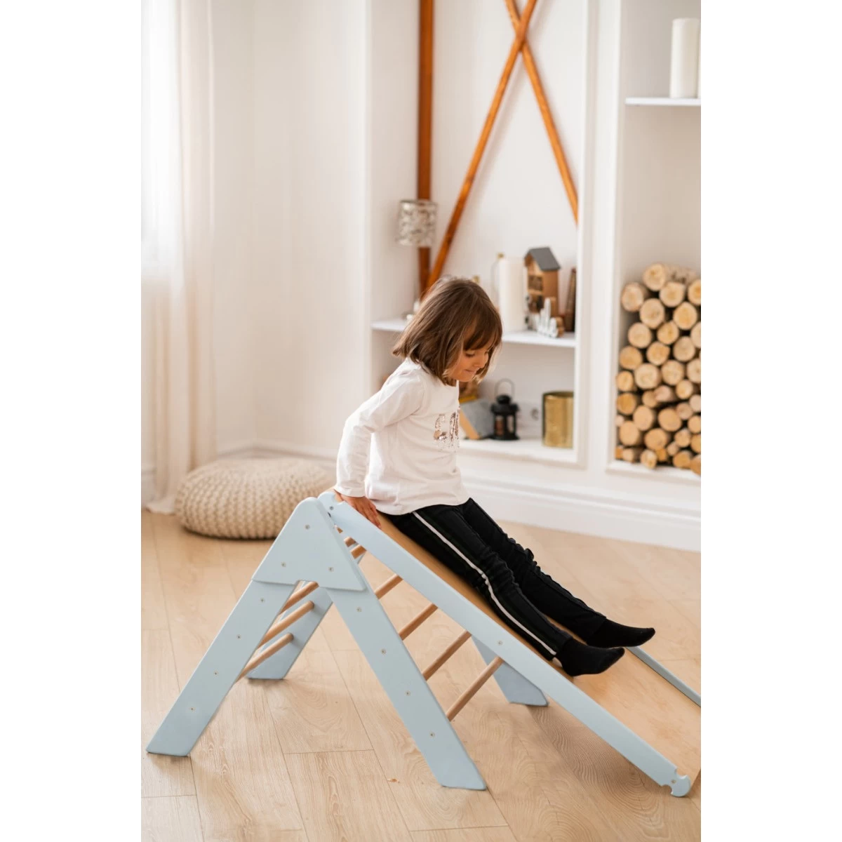 Luna Toys Blauw Houten Klimrek Met Glijbaan LU-36967 5 Luna Toys Blauw Houten Klimrek Met Glijbaan LU-36967 - Afbeelding 5