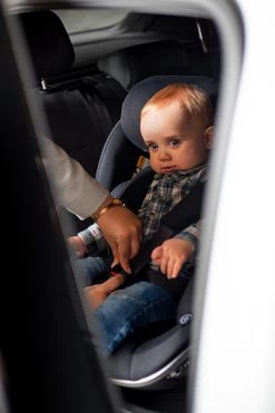 Ding Mace Red 360° I-Size Autostoel 0-36kg DI-111918 -Baby Verkoop di 111917 lifestyle 01 2