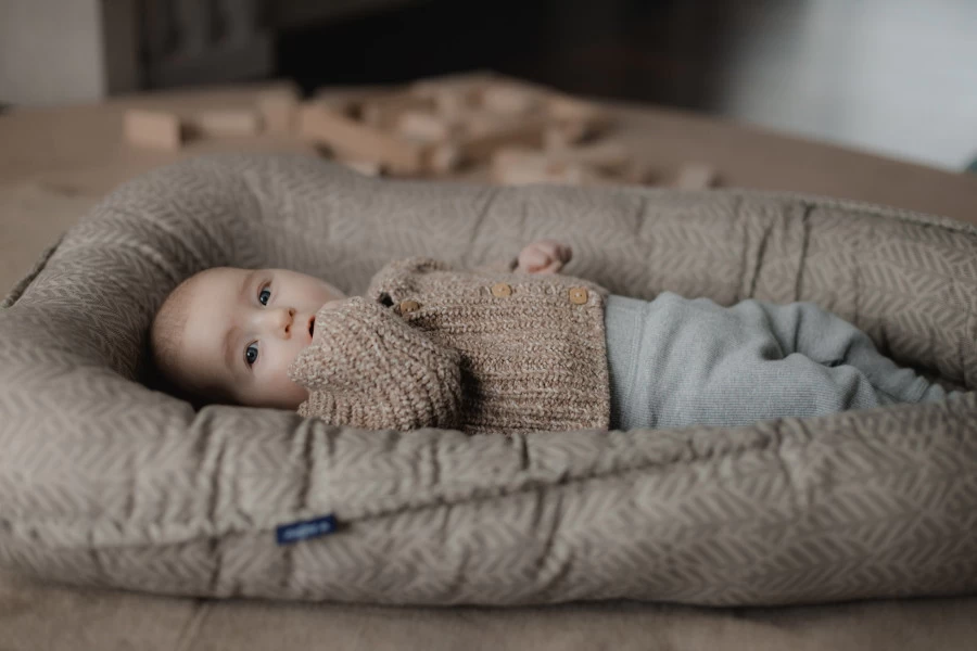 Zaffiro Geo Burgund Babynest 9989 4 Zaffiro Geo Burgund Babynest 9989 - Afbeelding 4